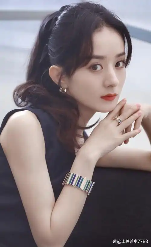 森林溪流高清画面